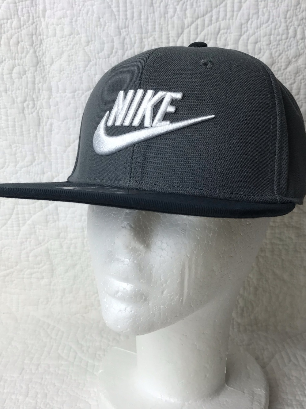 Nike pro Cap Adult Unisex SZ S/M Snapback Grey Black FB5380-068